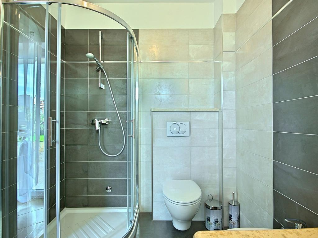 Charming Beachfront Holiday Home In ポレッチ エクステリア 写真
